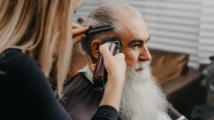 Symbolbild: Friseursalons