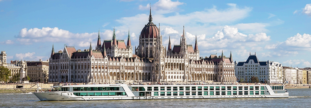 Flusskreuzfahrt entlang der Donau