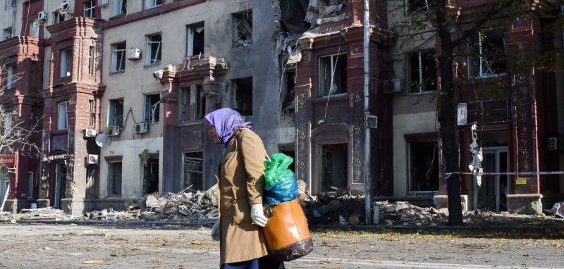 Destroyed-apartment-building-in-Zaporizhzhia-Ukraine-18-Oct-20.jpg