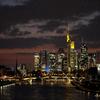 Skyline Frankfurt - 19:22 Uhr