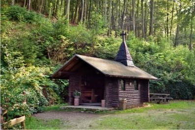 Waldkapelle.jpg