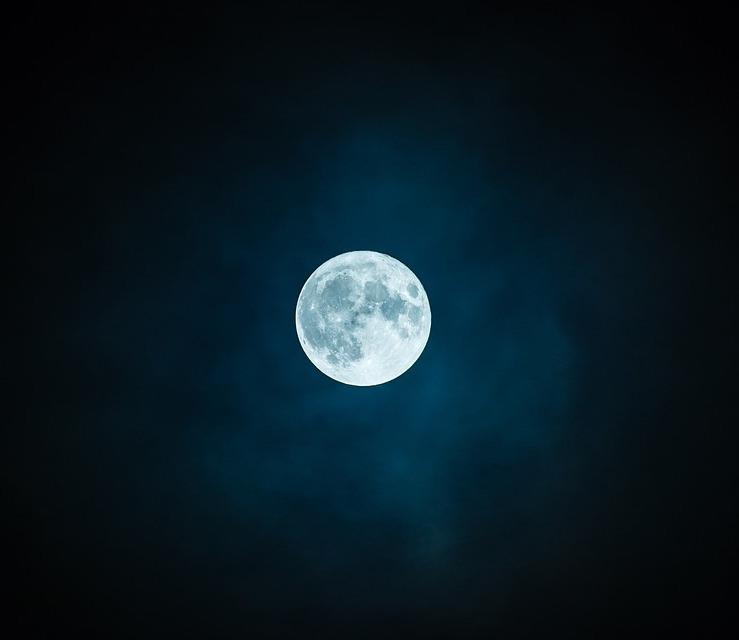 moon-1859616_960_720.jpg