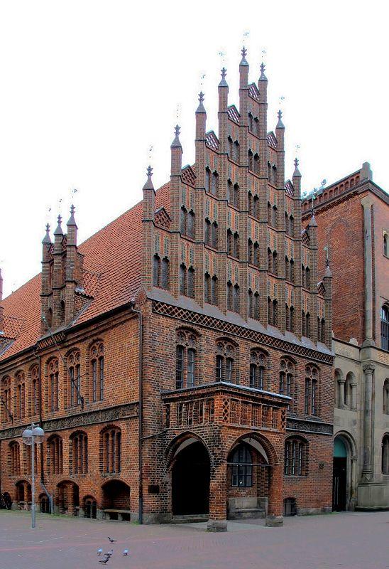 Hannover Altes Rathaus (3)_ShiftN.jpg
